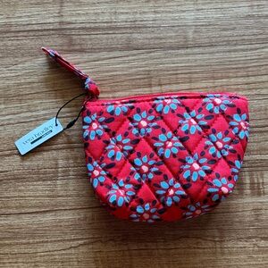 Vera Bradley Pouch (NWT)